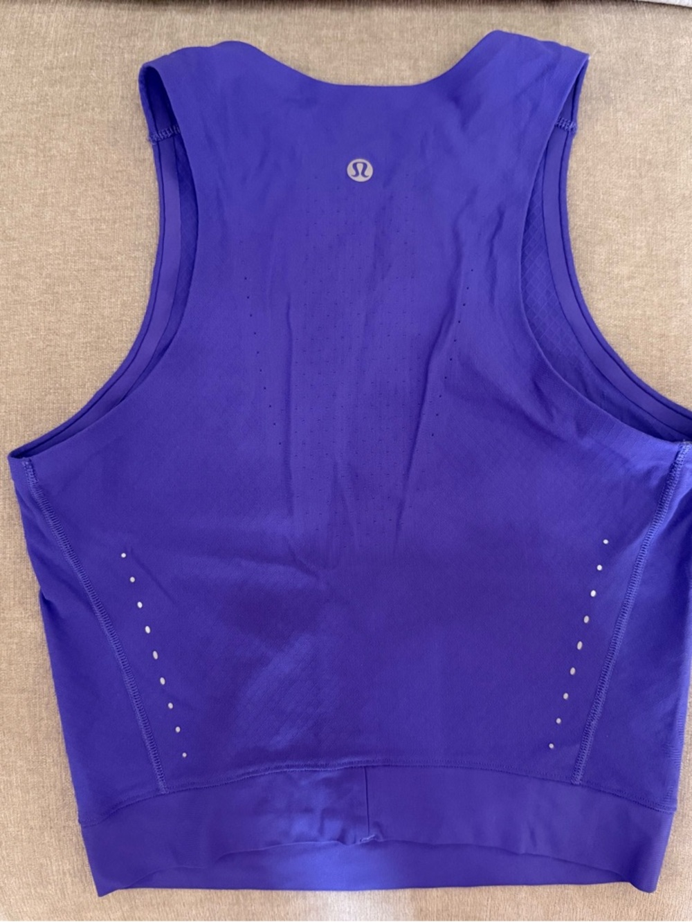 Lululemon like new Purple Tank - Sz 4